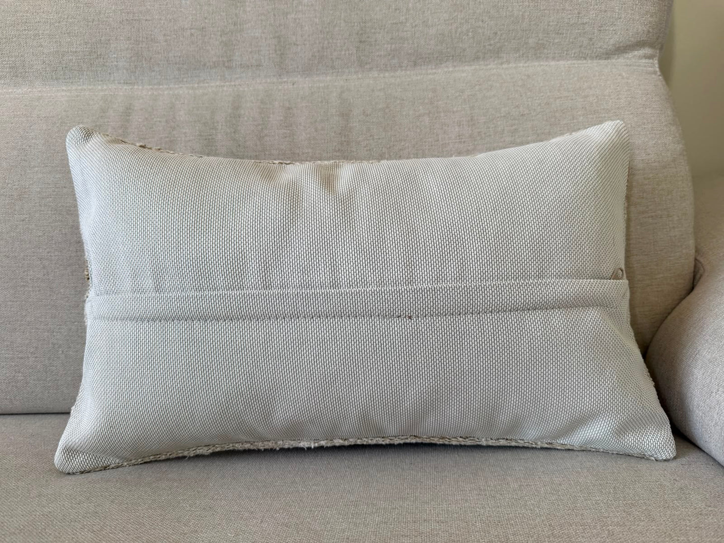 Hamp Hand woven Kilim cushion cover (50x30cm)
