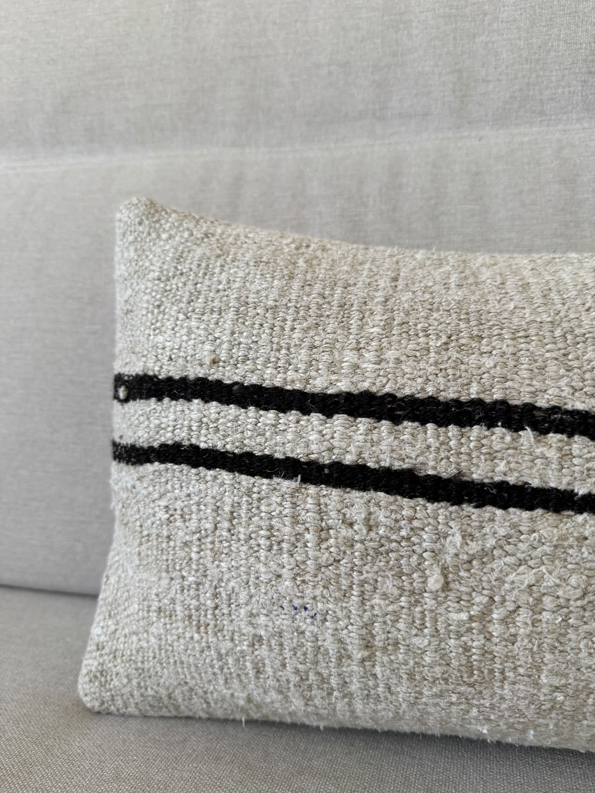 Hamp Hand woven Kilim cushion cover (50x30cm)