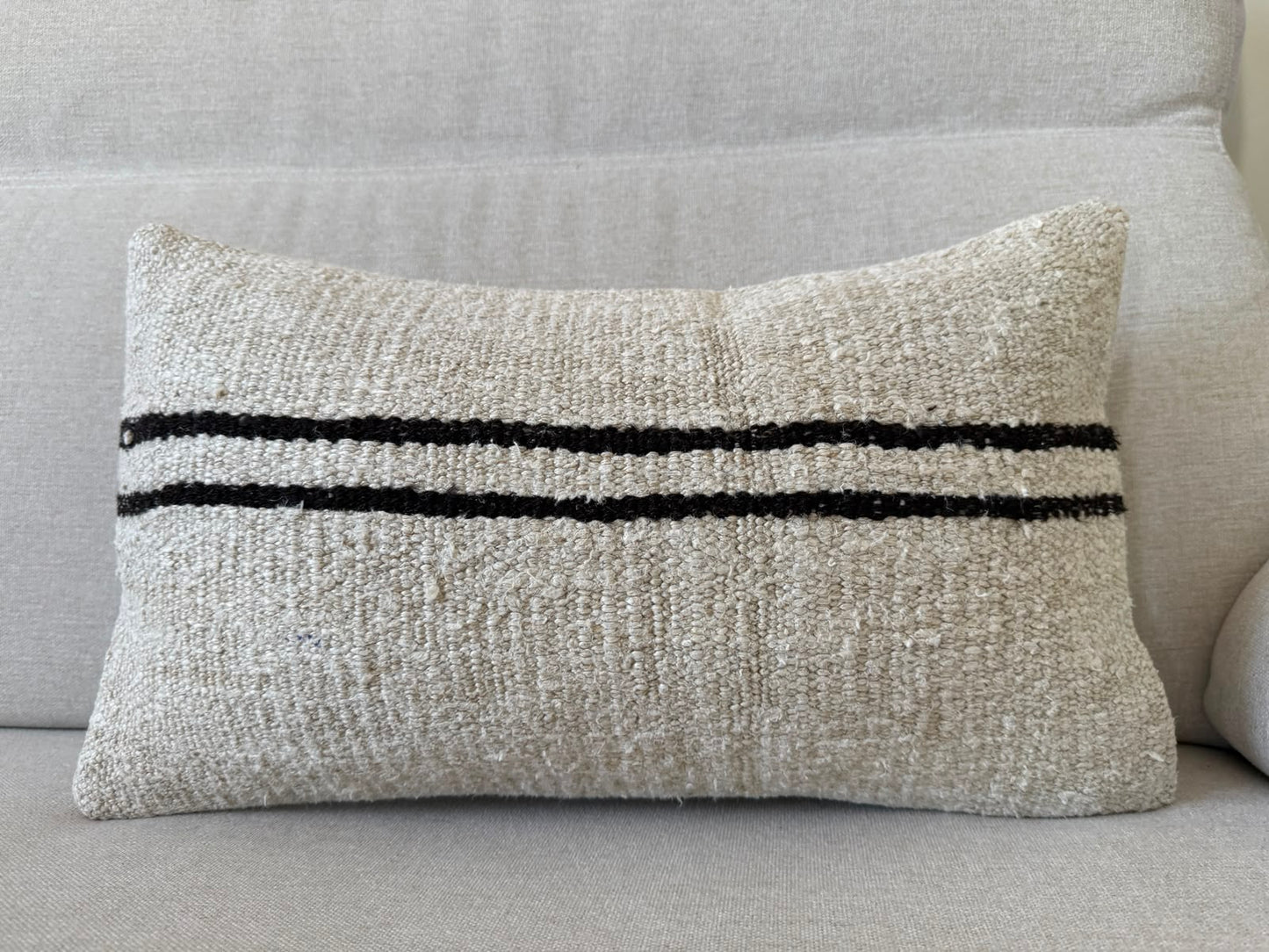 Hamp Hand woven Kilim cushion cover (50x30cm)