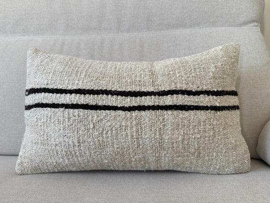 Hamp Hand woven Kilim cushion cover (50x30cm)
