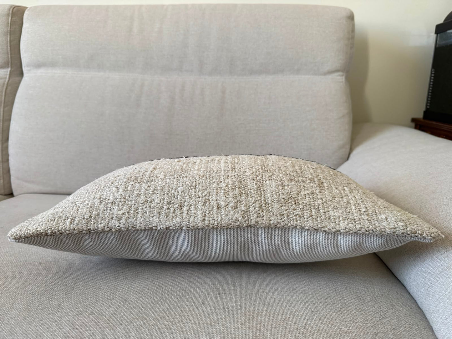 Hamp Hand woven Kilim cushion cover (50x30cm)