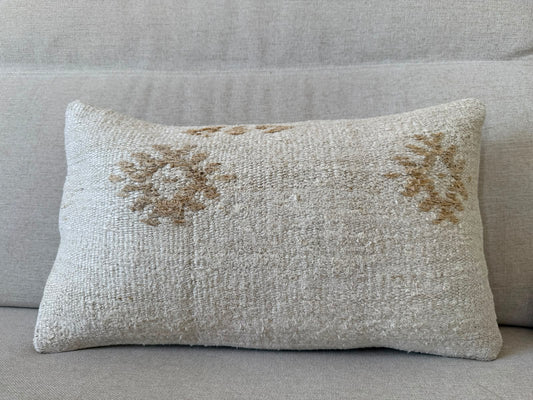 Hamp Hand woven Kilim cushion cover (50x30cm)