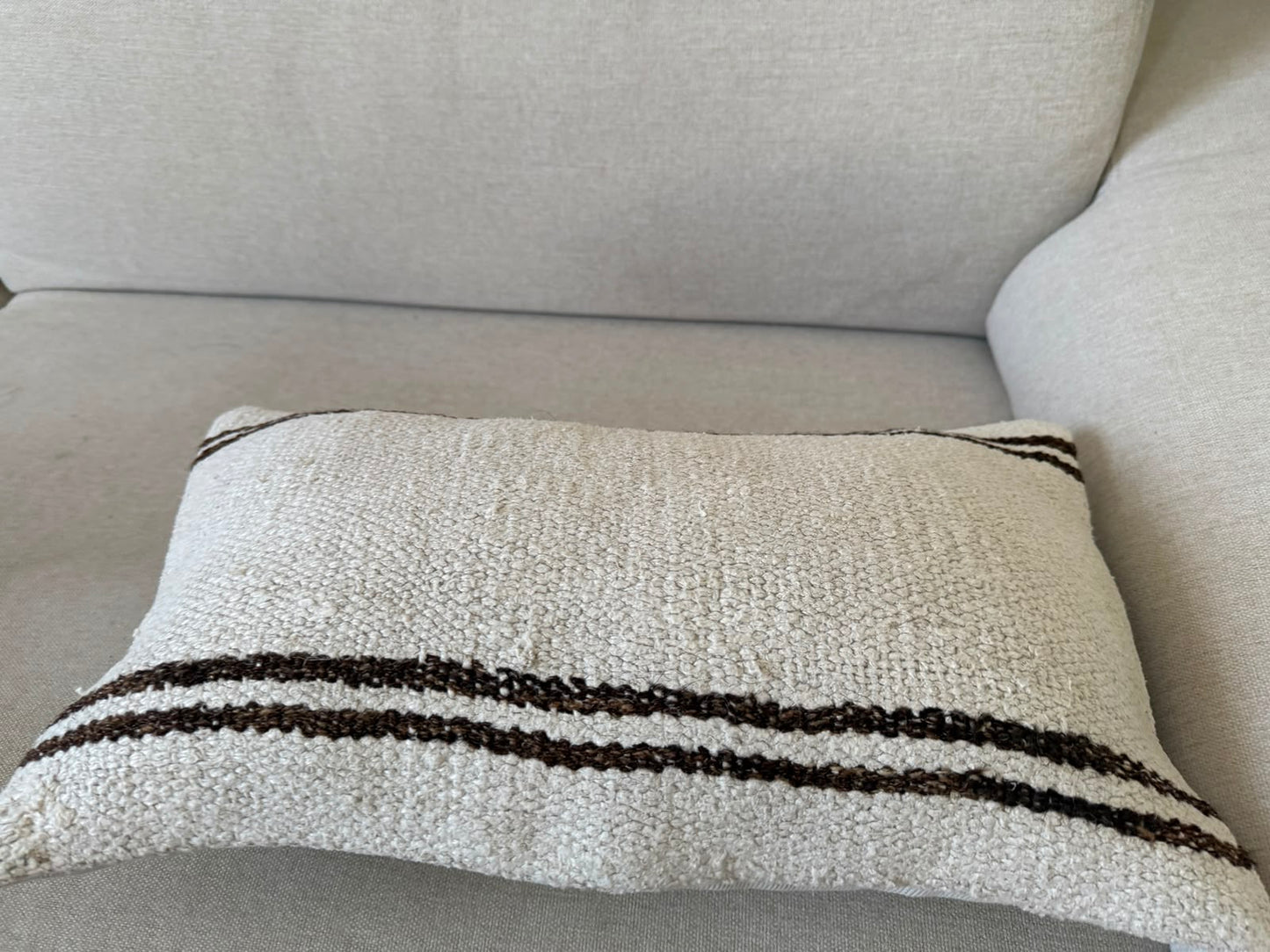 Hamp Hand woven Kilim cushion cover (50x30cm)