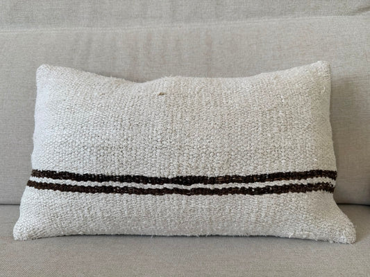 Hamp Hand woven Kilim cushion cover (50x30cm)