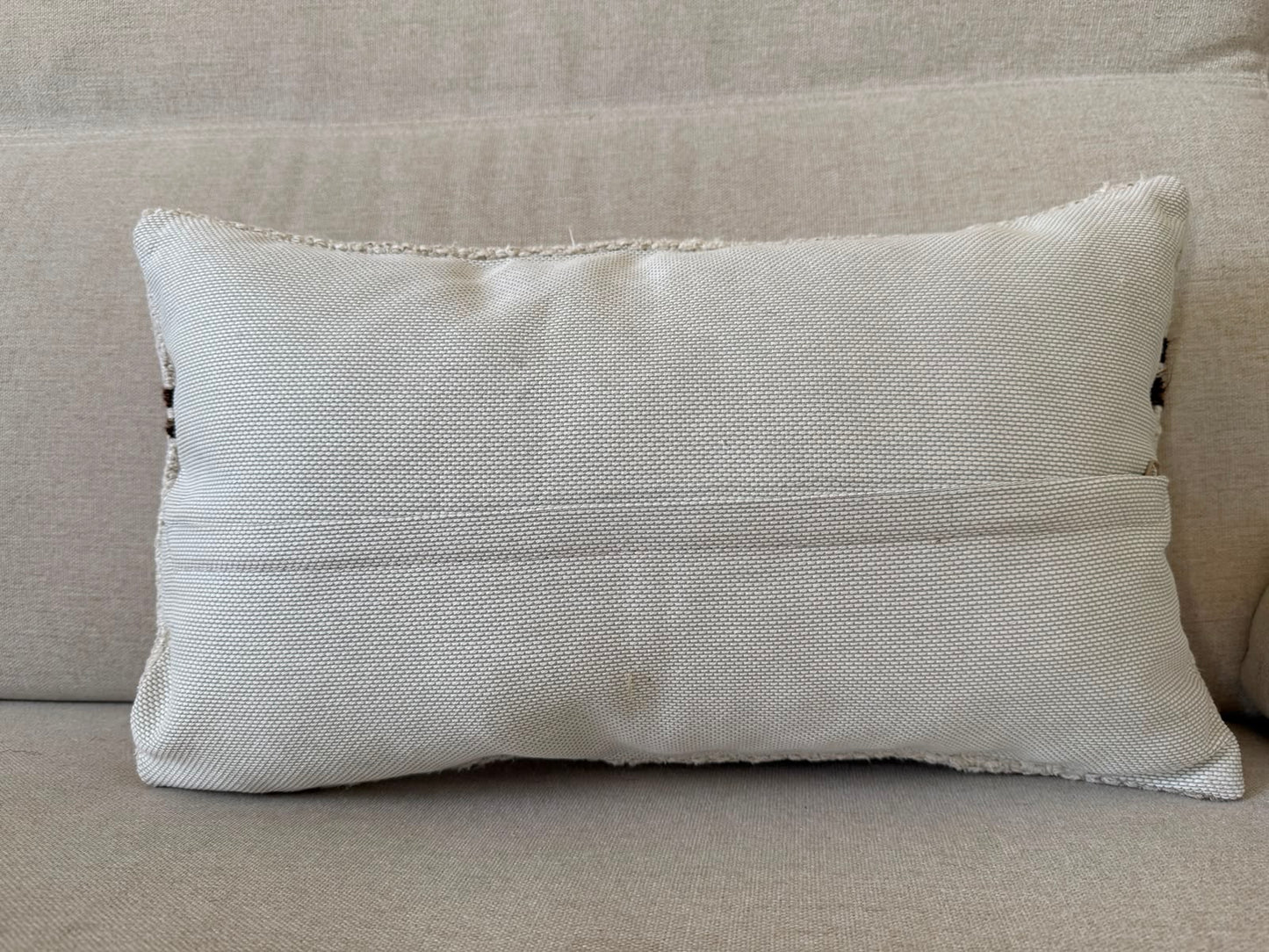 Hamp Hand woven Kilim cushion cover (50x30cm)