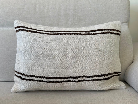 Hemp Hand woven Kilim cushion cover (60x40cm)