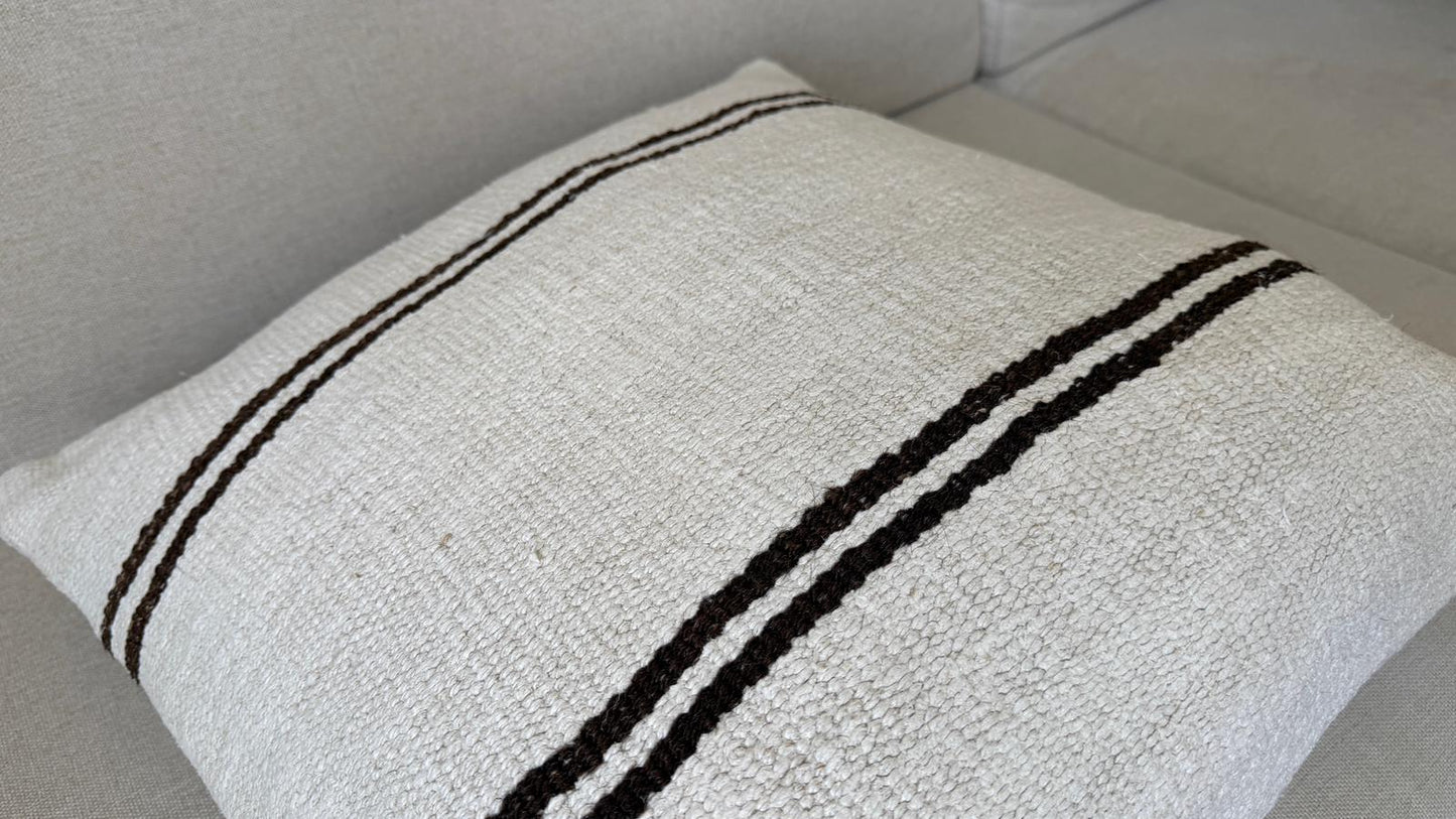 Hand woven Kilim cushion cover (50x50cm)