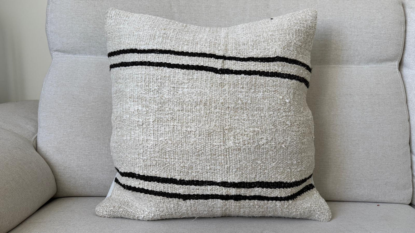 Hand woven Kilim cushion cover (50x50cm)