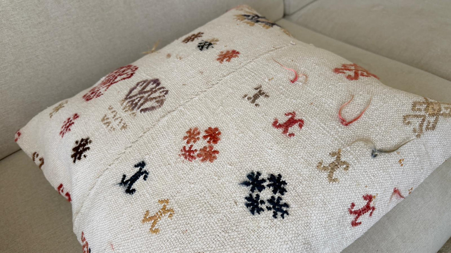 Hand woven Kilim cushion cover (50x50cm)