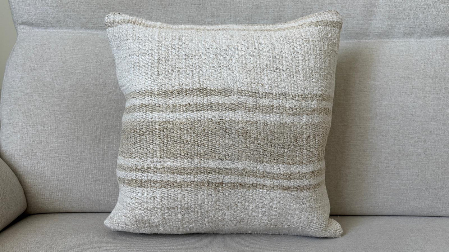 Hand woven Kilim cushion cover (40x40cm)