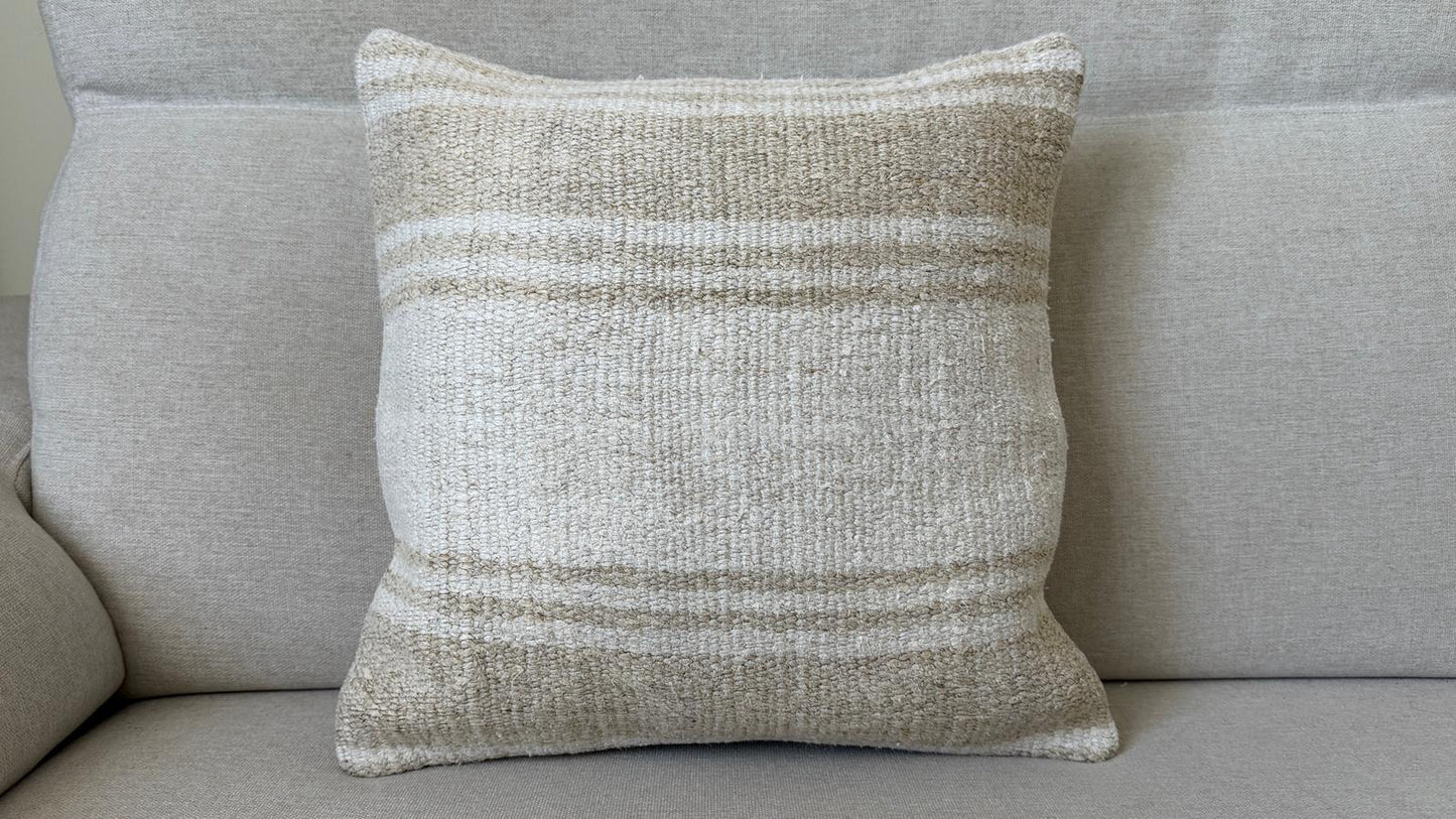 Hand woven Kilim cushion cover (40x40cm)