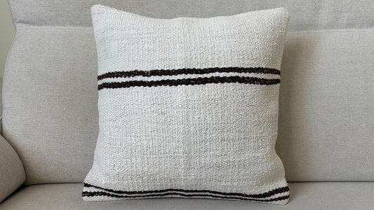 Hand woven Kilim cushion cover (40x40cm)