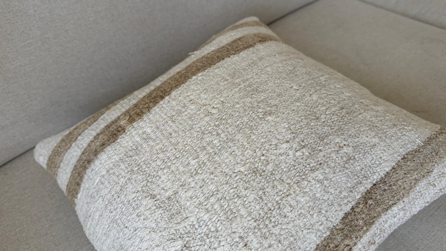 Hand woven Kilim cushion cover (40x40cm)