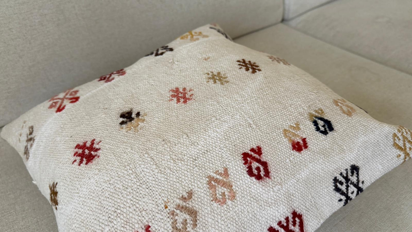 Hand woven Kilim cushion cover (40x40cm)