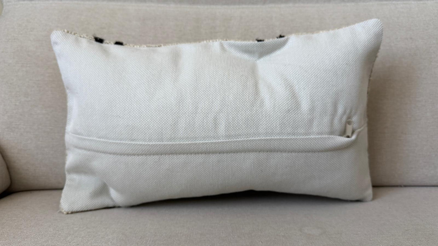 Hamp Hand woven Kilim cushion cover (50x30cm)
