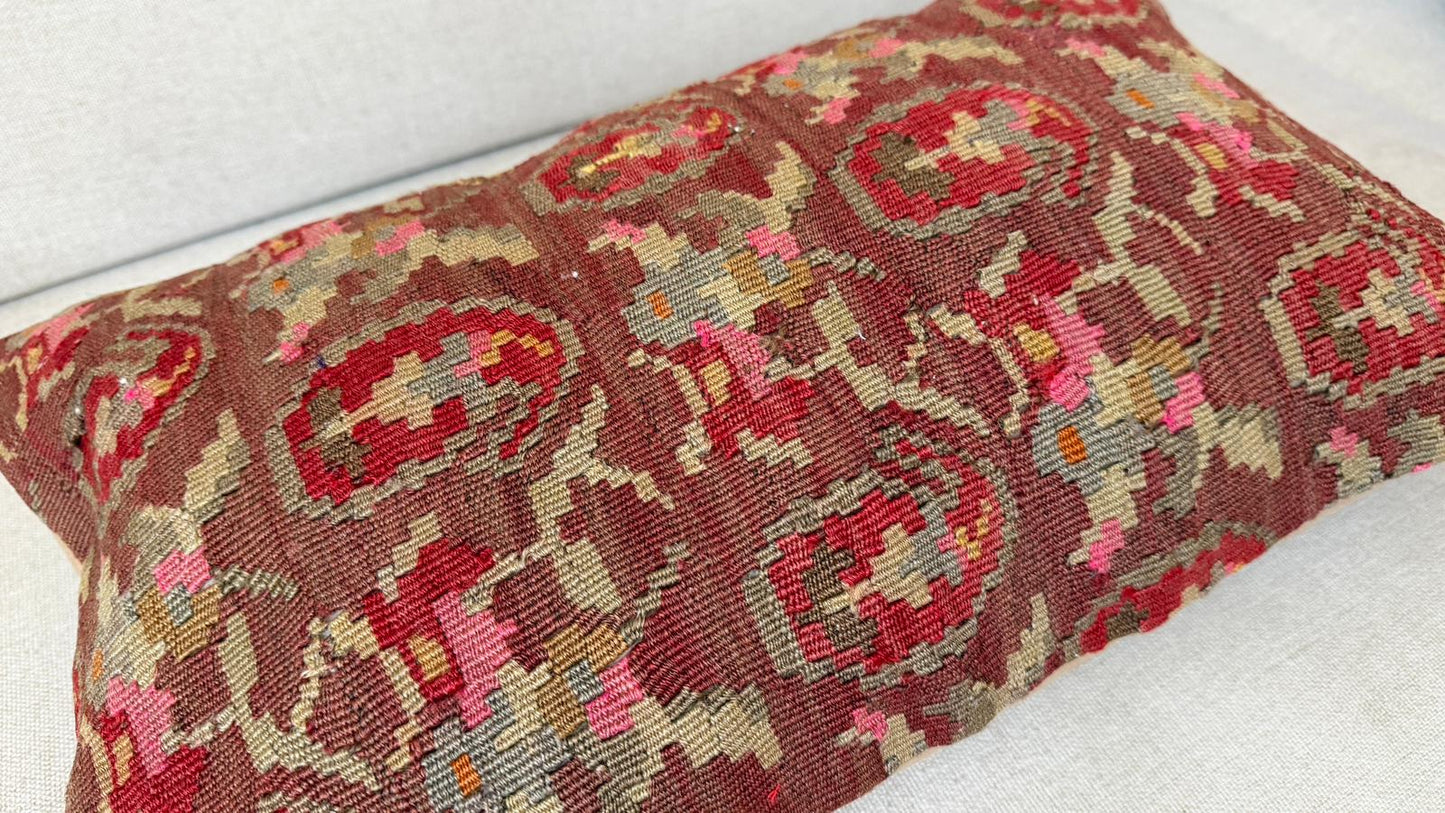 Hamp Hand woven Kilim cushion cover (50x30cm)