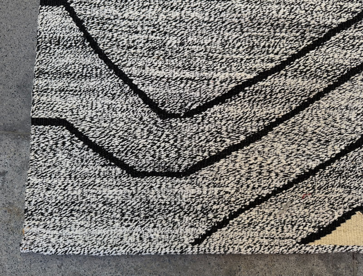 Moroccon berber kilim 400 x 292cm