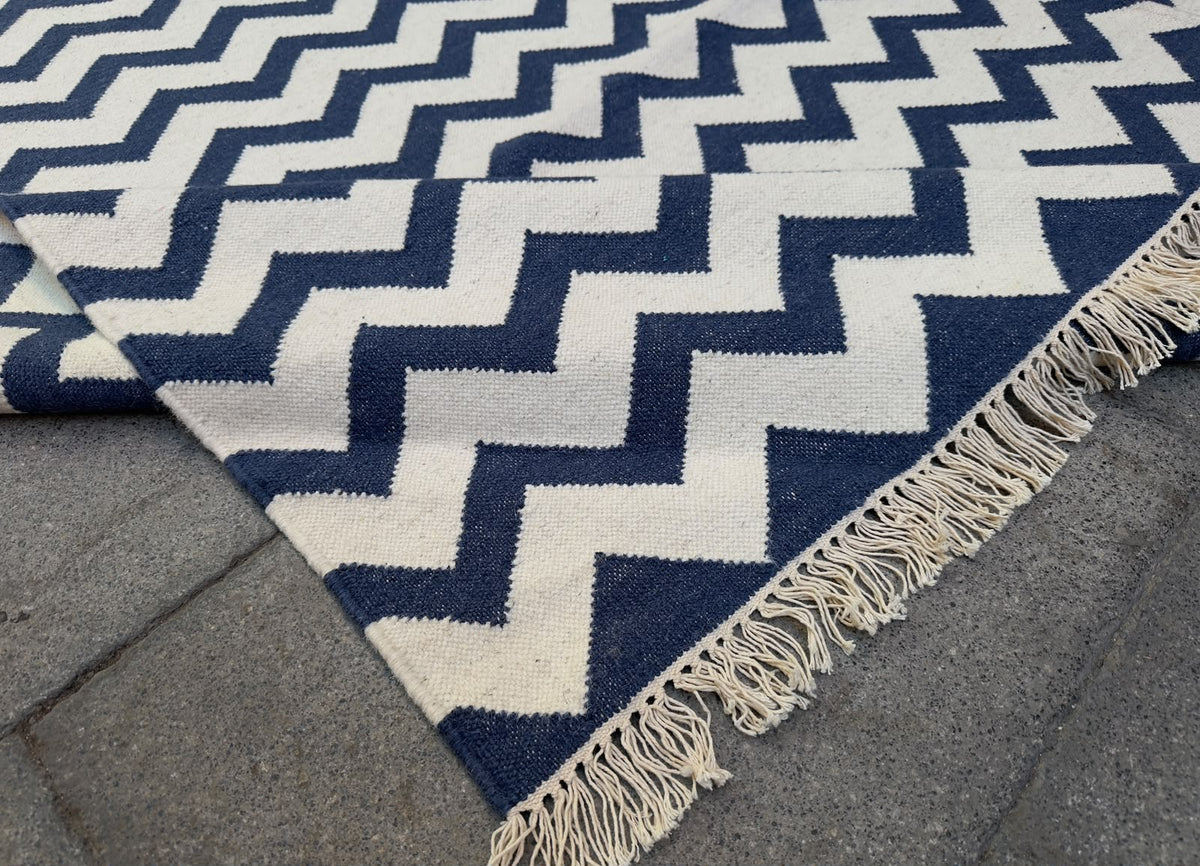 Contemporary design Kilim 300x270cm