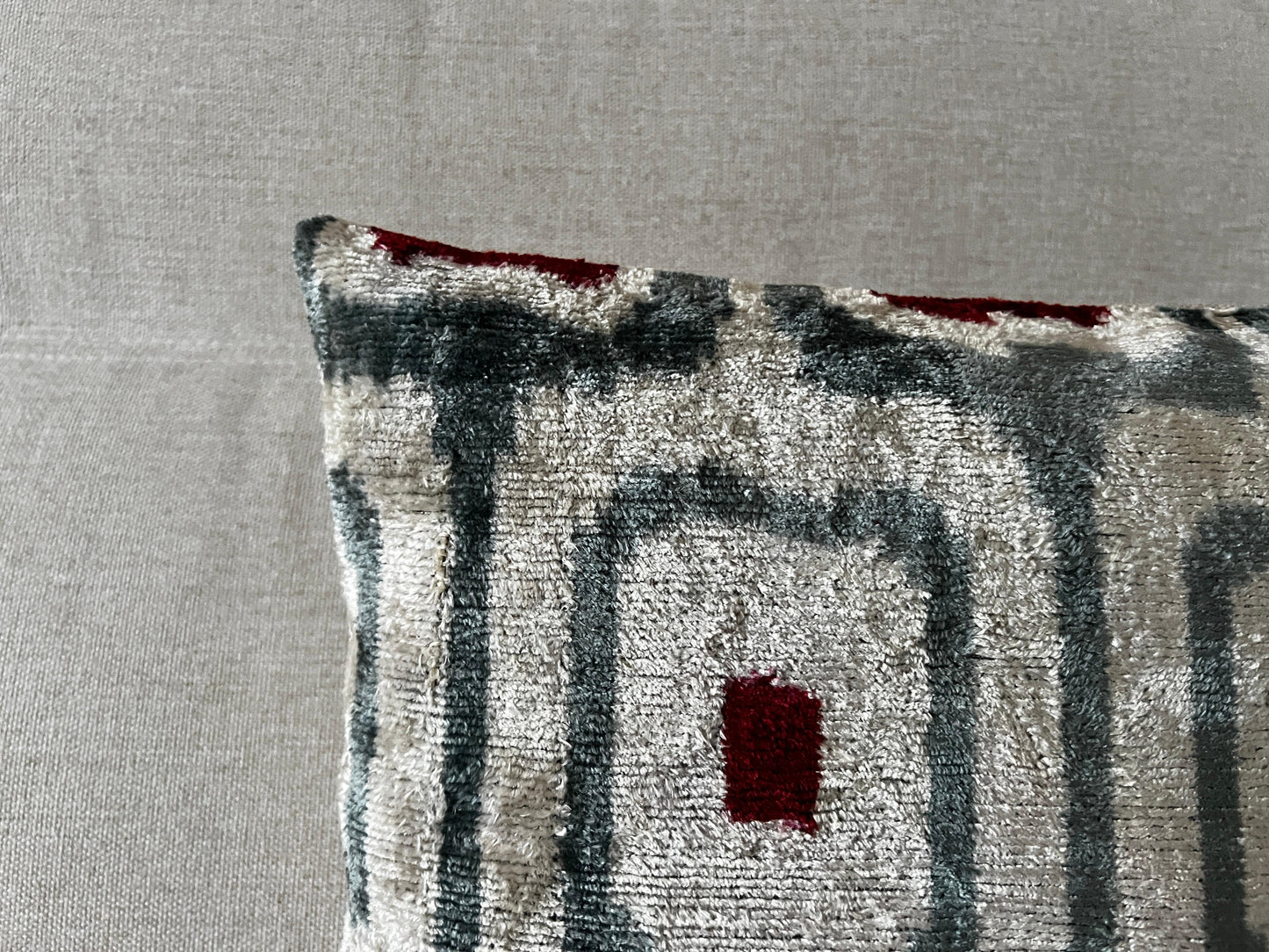 Ikat Velvet silk cushion 40x40cm.