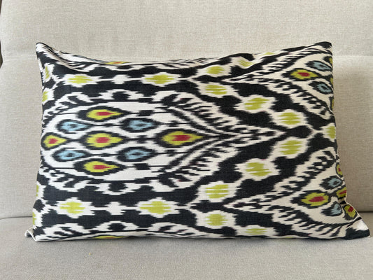 Ikat Silk cushion Hand made (40x60cm)