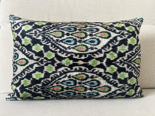 Ikat velvet cushion Hand made (40x60cm)