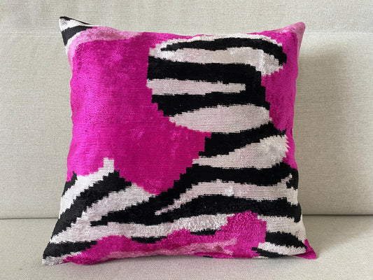 Ikat Velvet silk cushion 40x40cm.