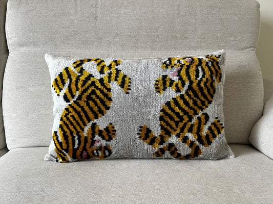 Ikat velvet cushion Hand made (40x60cm)