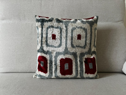 Ikat Velvet silk cushion 40x40cm.