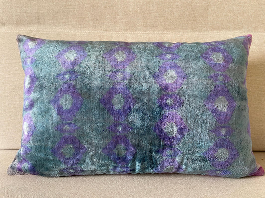 Ikat velvet cushion Hand made (40x60cm)