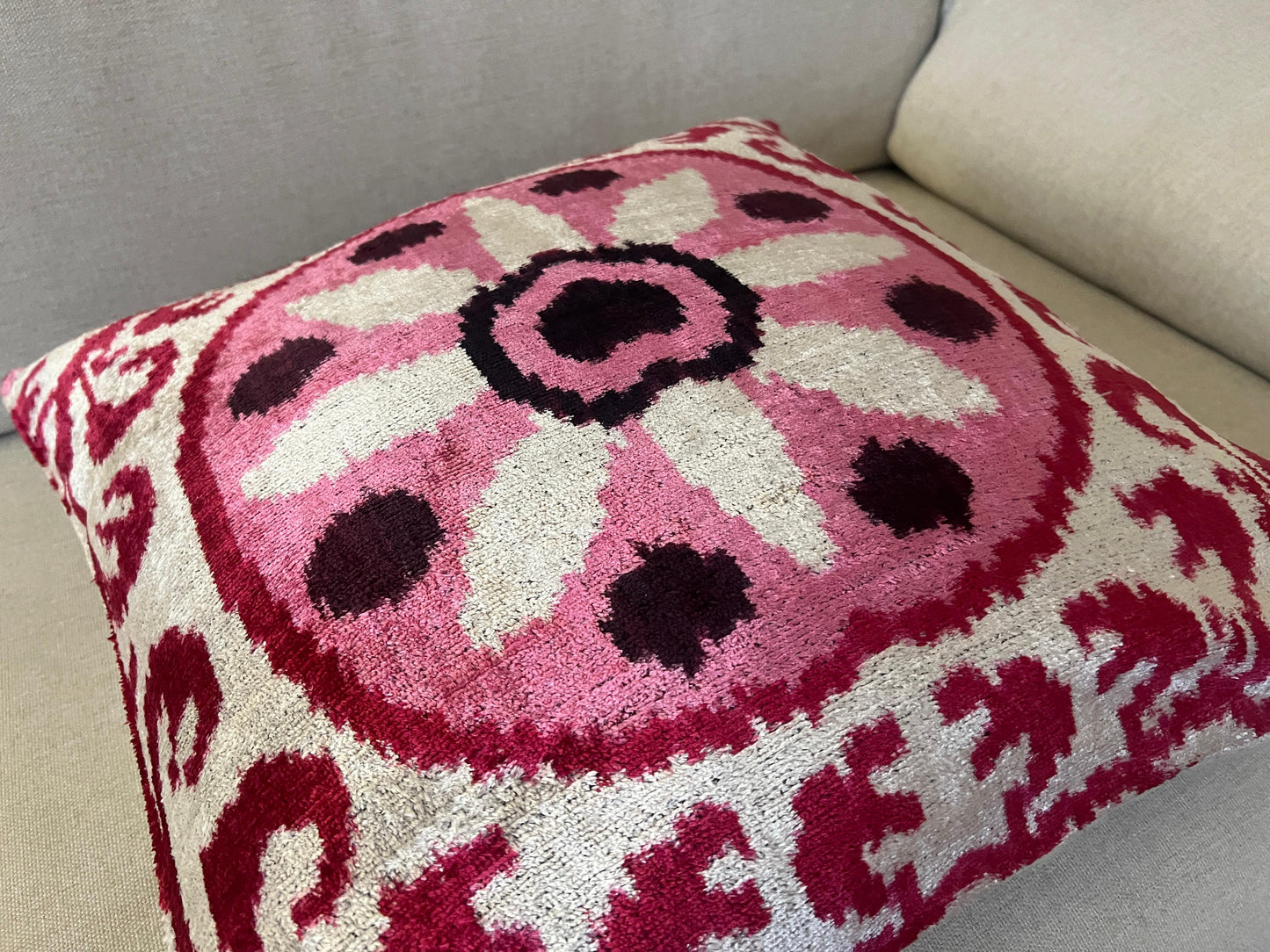Ikat Velvet silk cushion 50x50cm.