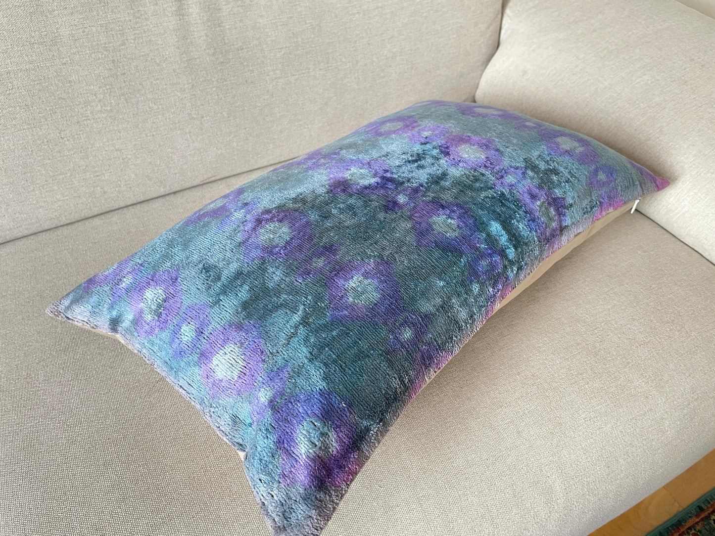 Ikat velvet cushion Hand made (40x60cm)
