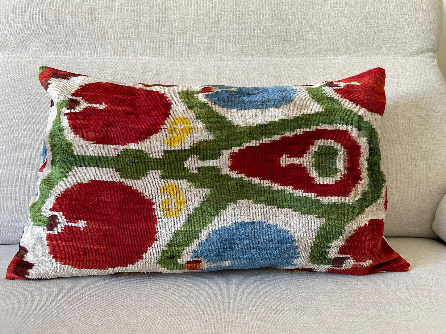 Ikat velvet cushion Hand made (40x60cm)