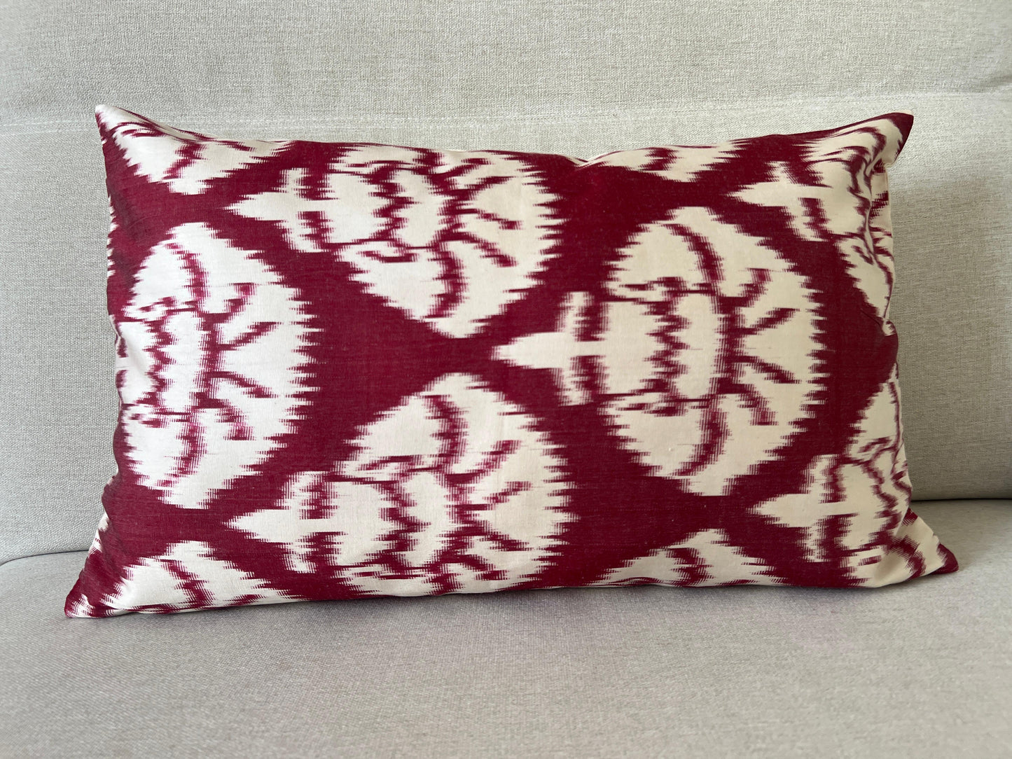 Ikat Silk cushion Hand made (40x60cm)