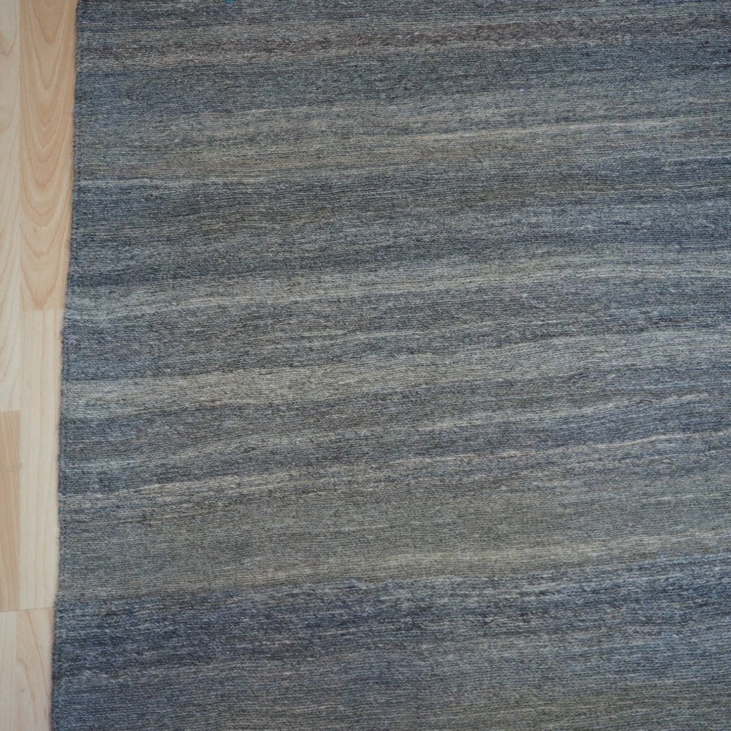 Neutral Plain grey Kilim