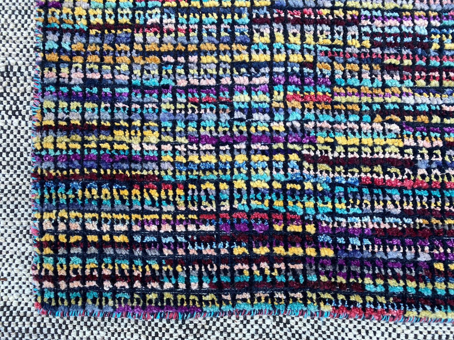 Contemporary design rug