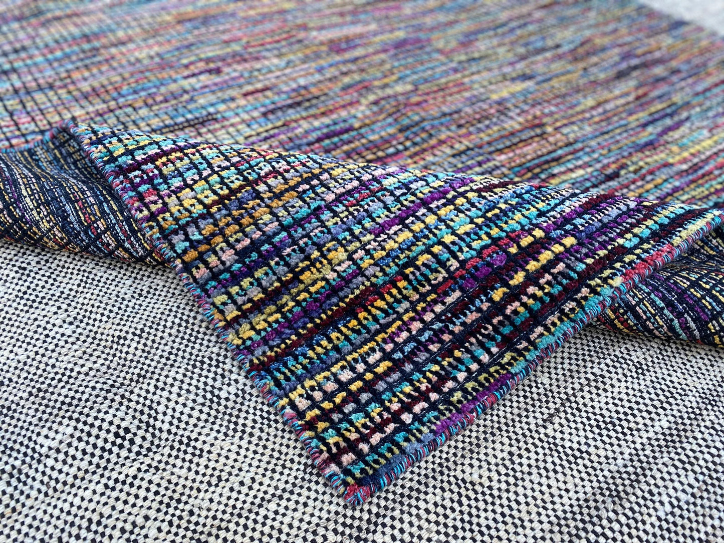 Contemporary design rug