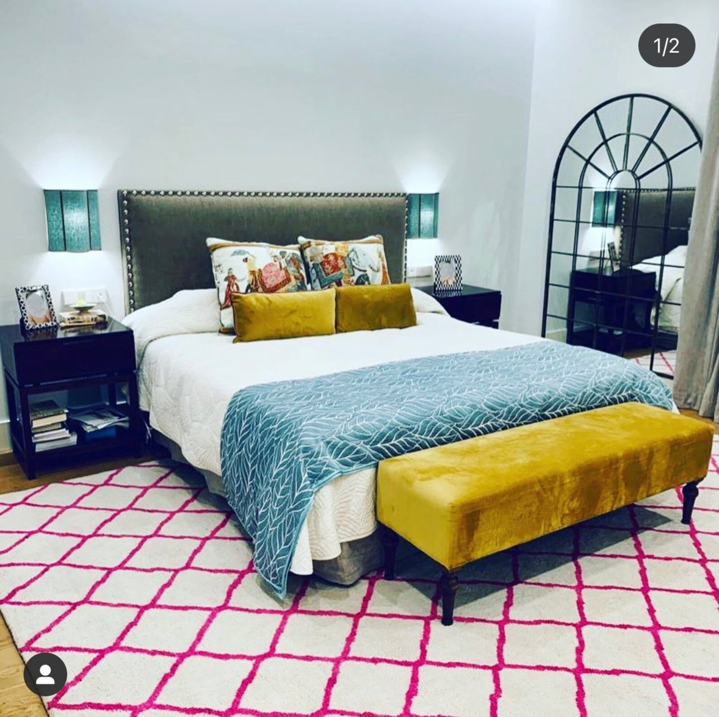 Moroccan Berber pink and white rug.