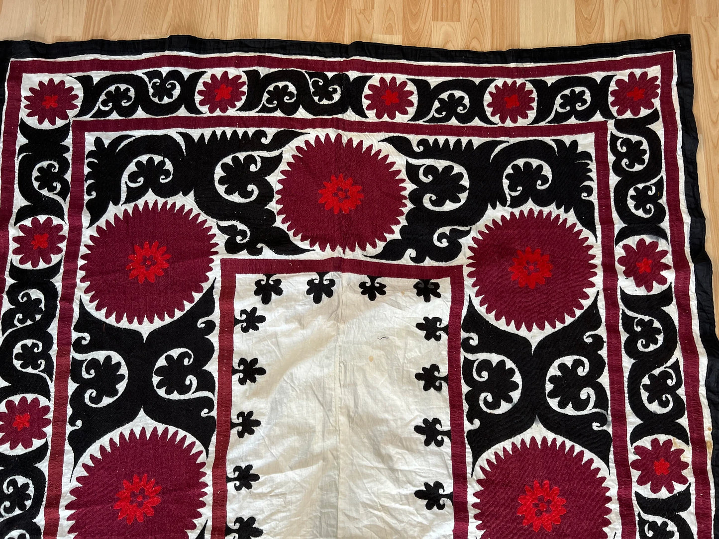 Vintage Samarkand Suzani