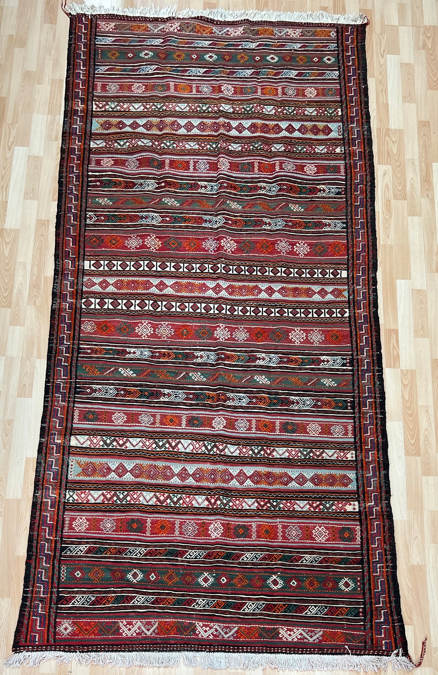 Vintage Mashati KIilim