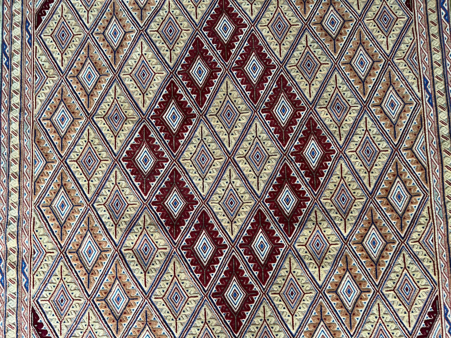 Mushwani Kilim.