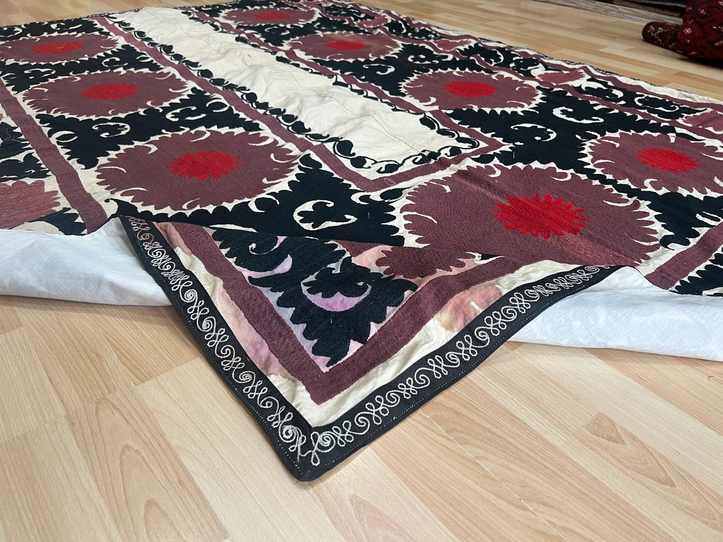 Vintage Samarkand Suzani