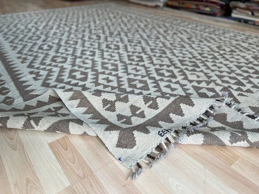 Undyed Natural colour Kilim.