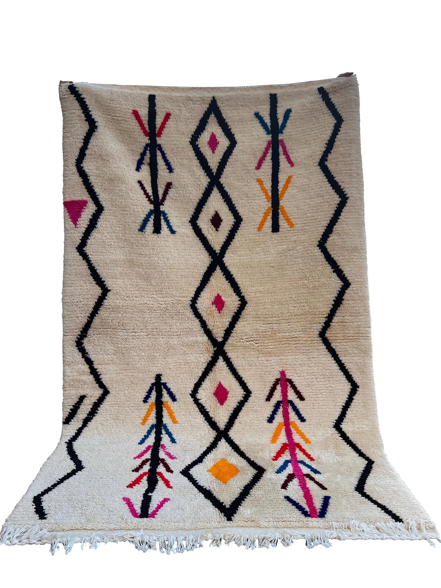 Contemporary Moroccan berber rug