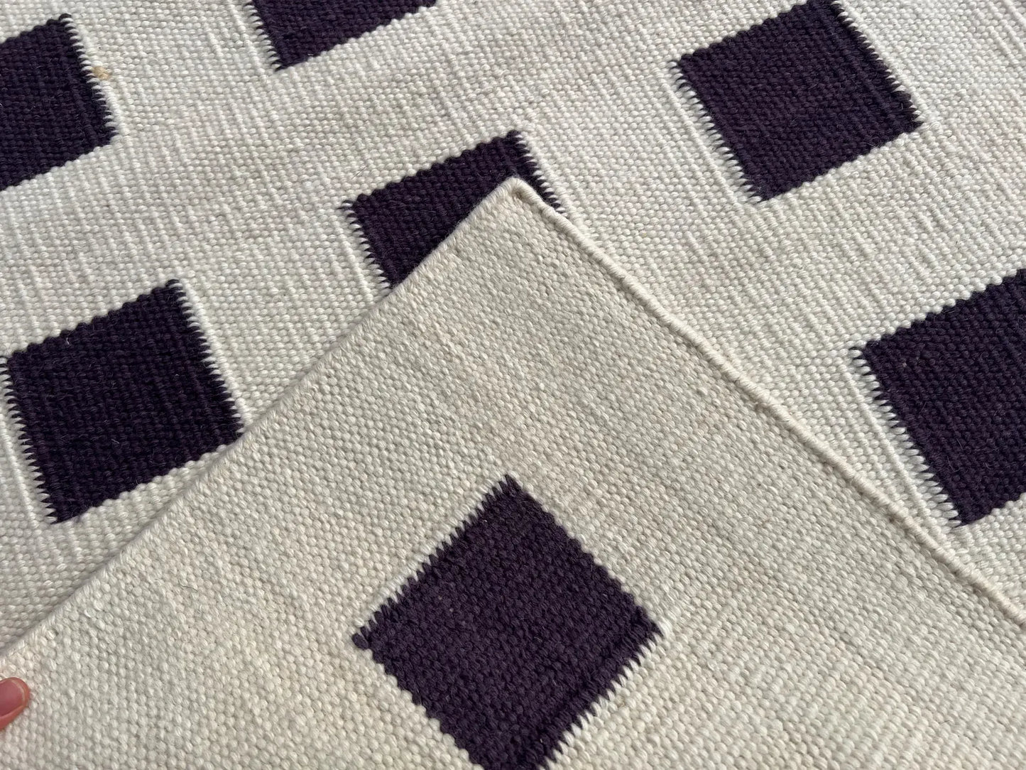 Contemporary Design kilim.