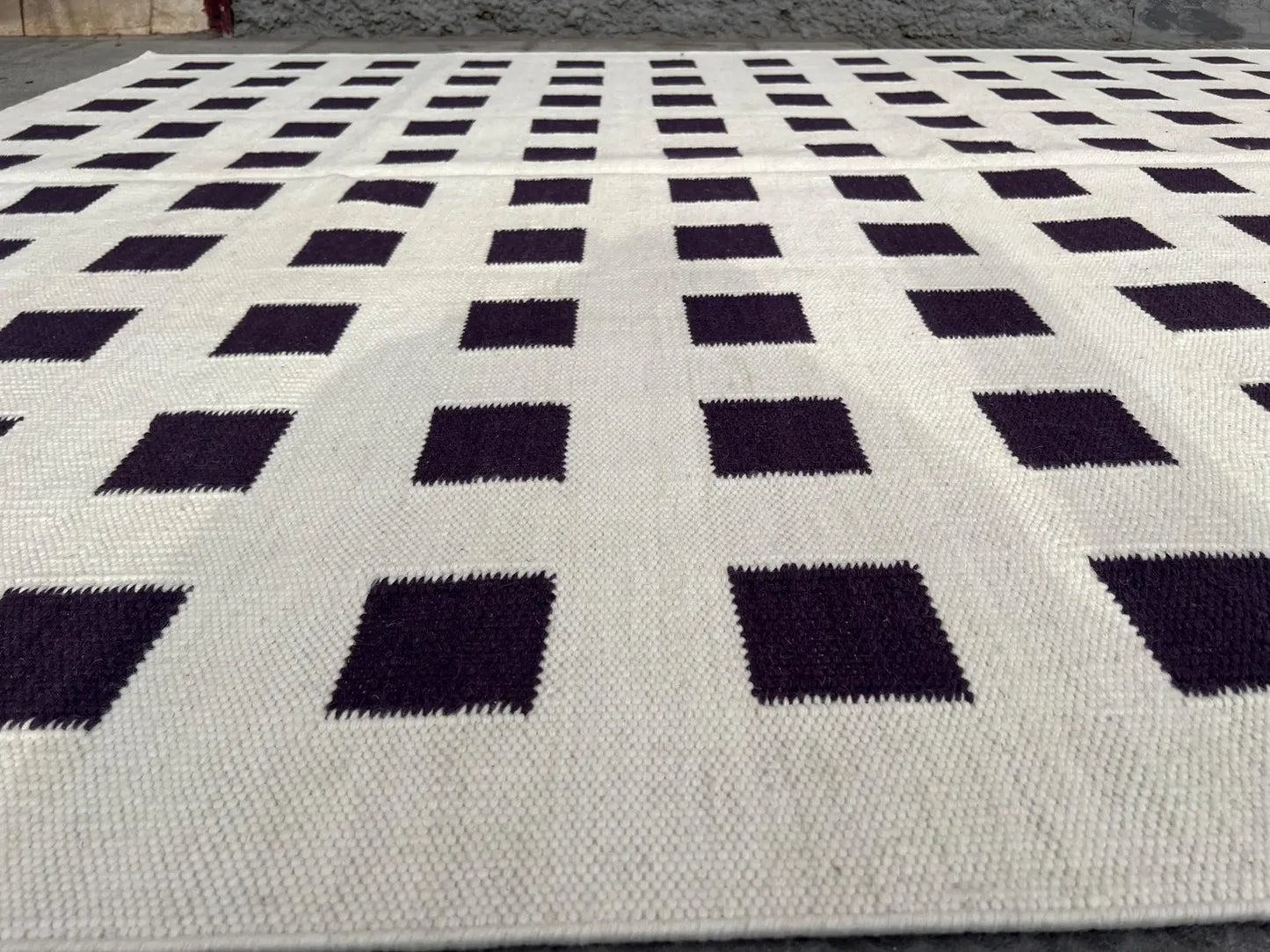 Contemporary Design kilim.