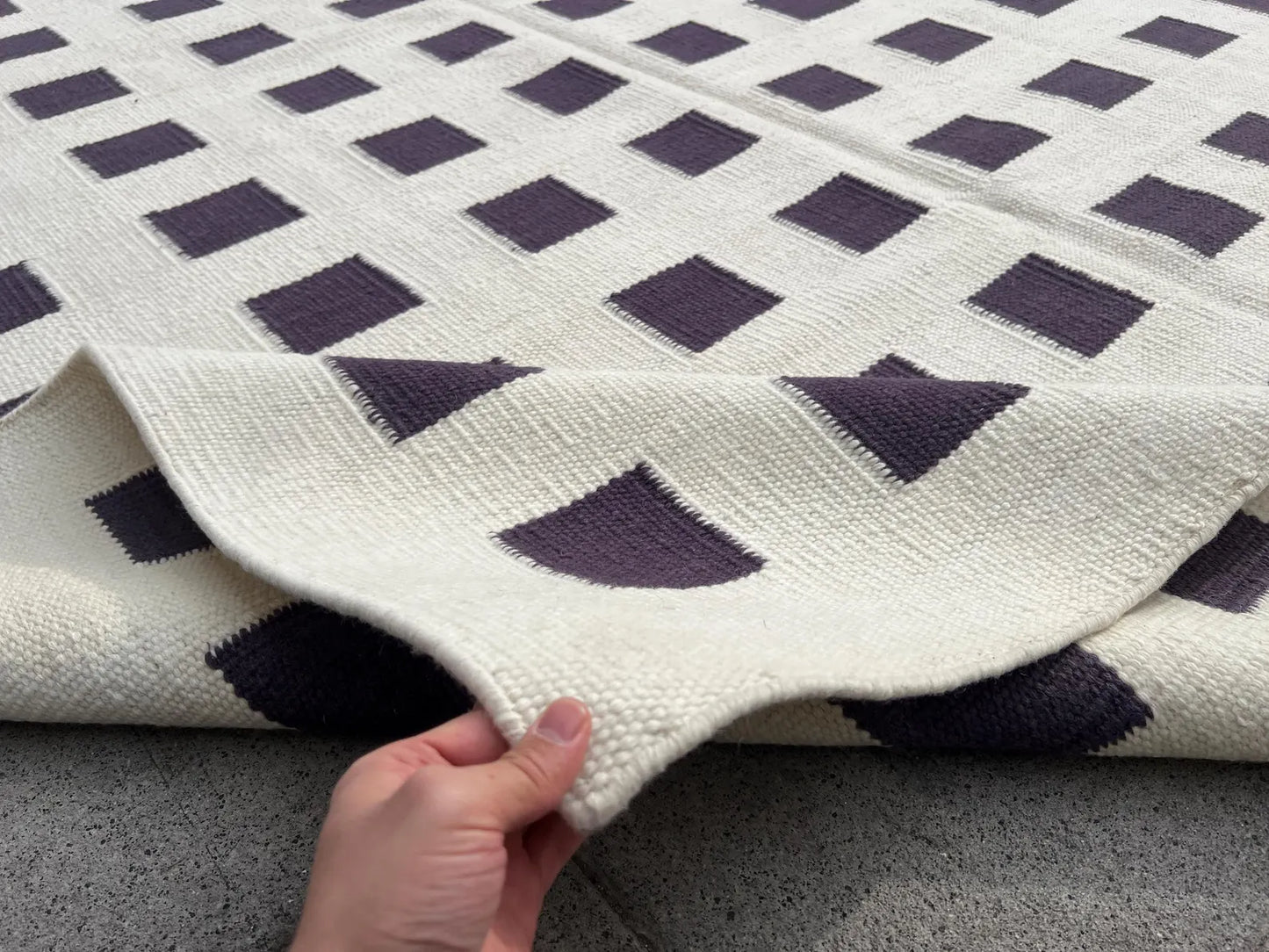 Contemporary Design kilim.