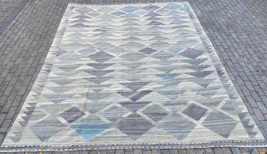 Modern Contemporary kilim.